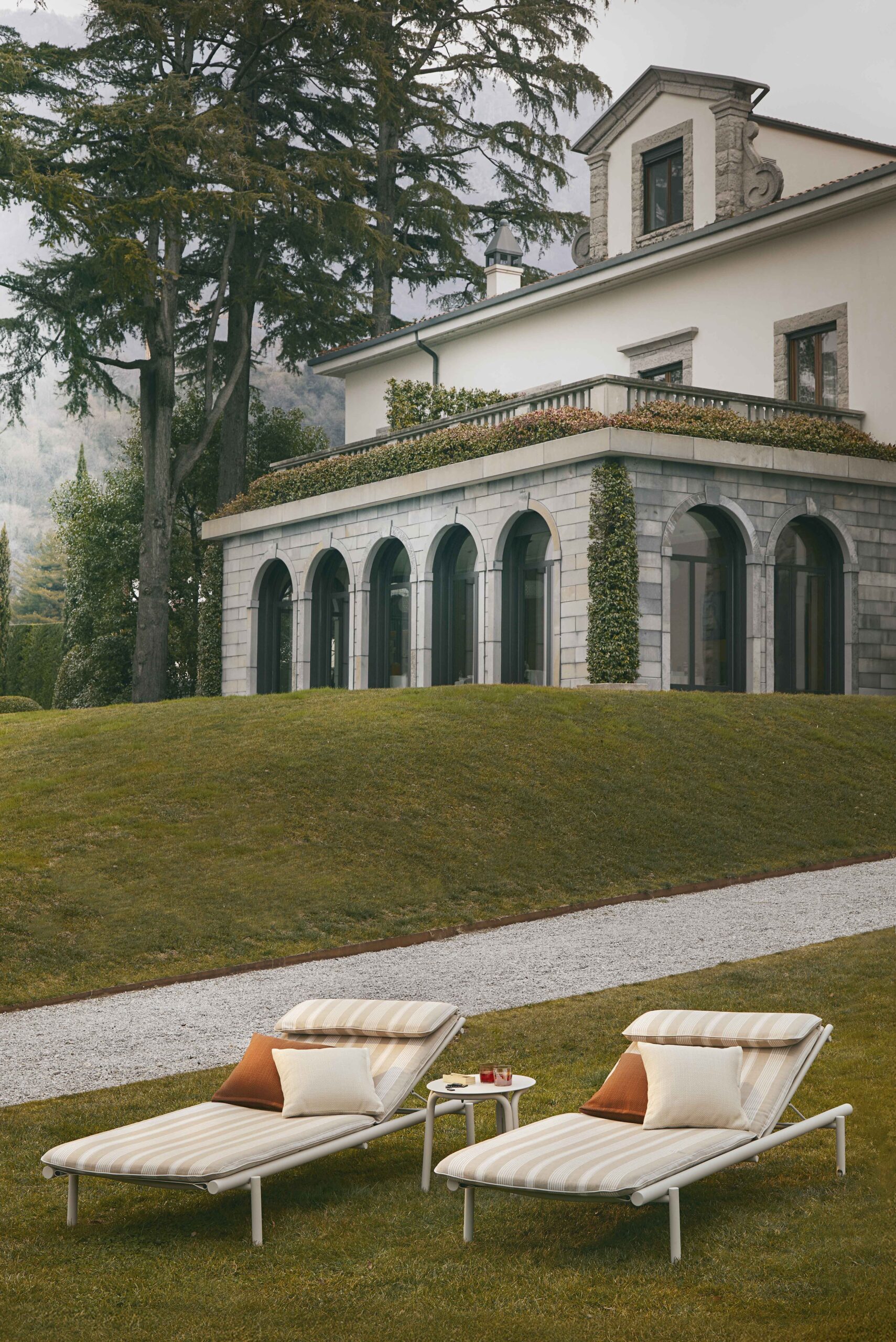 salon de jardin haut de gamme à Genève