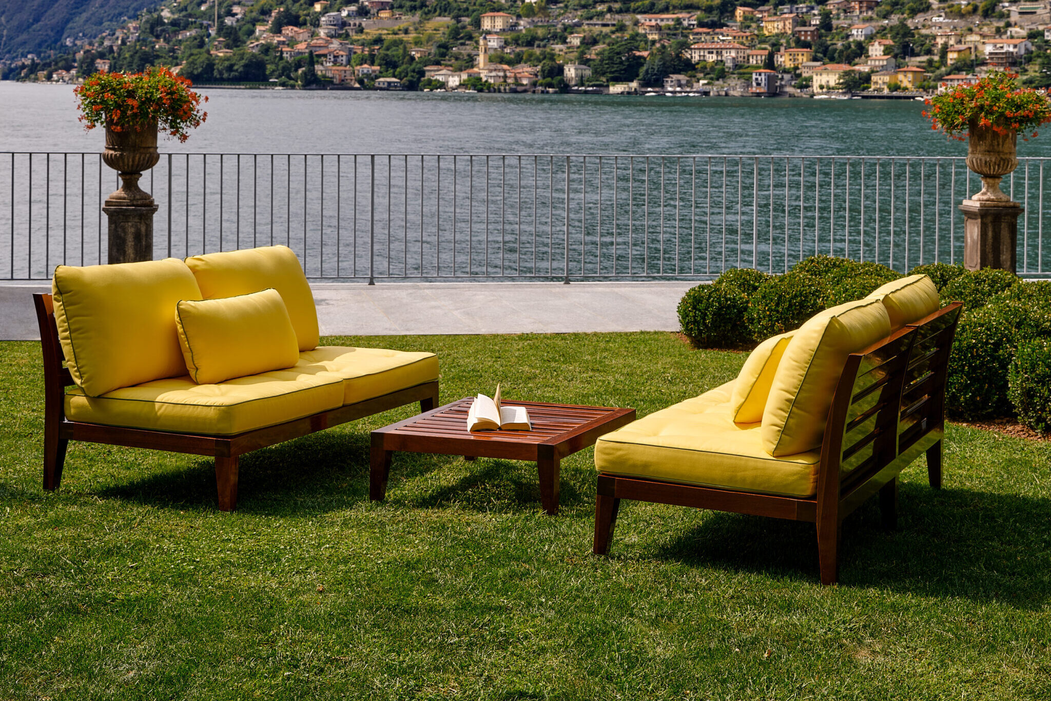 salon de jardin haut de gamme à Genève